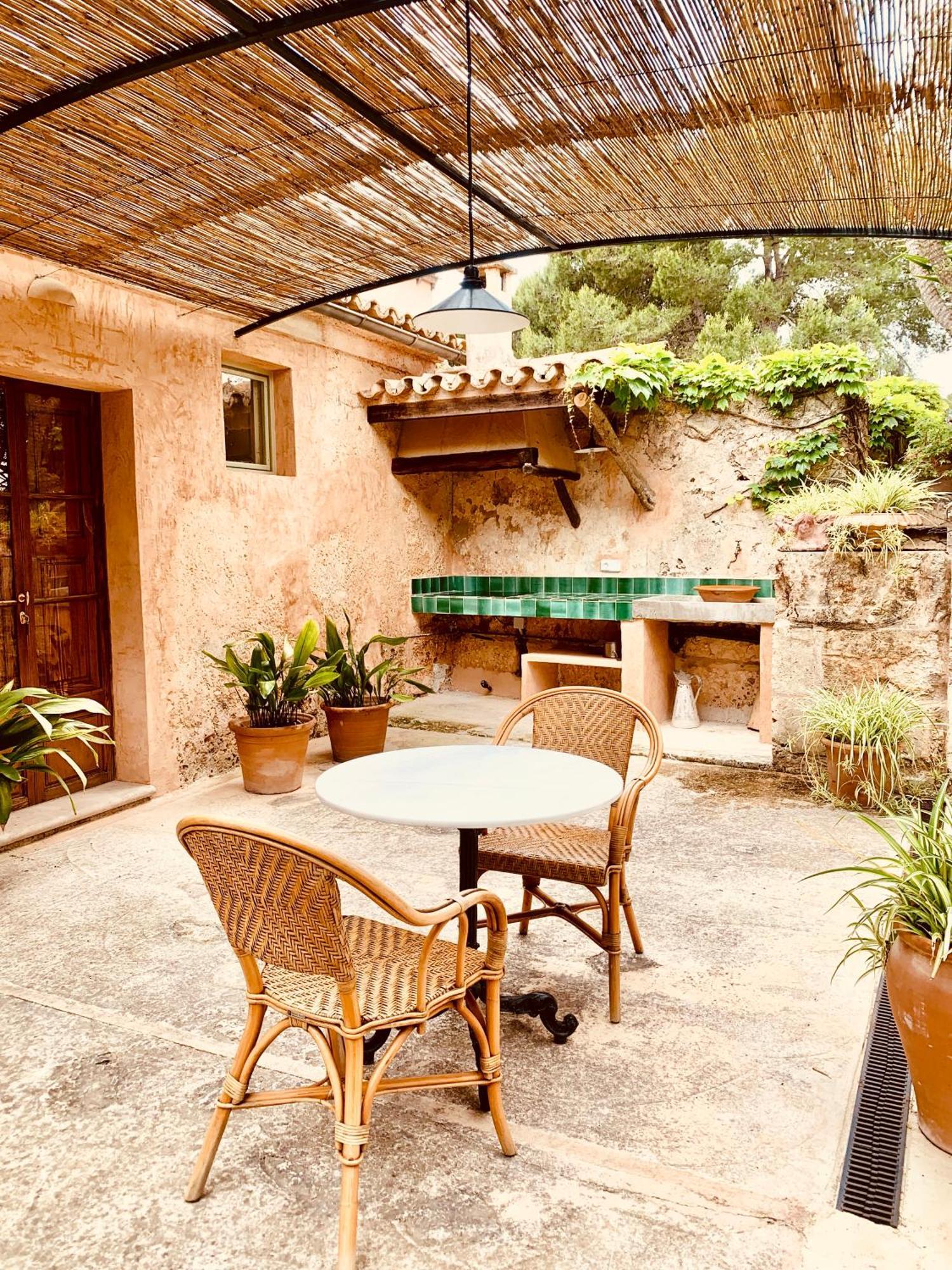 Oliver Moragues Grandhouse & Vineyard Algaida  Exterior photo